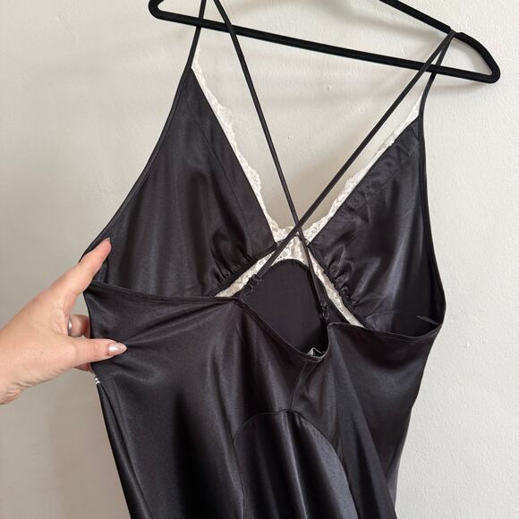 SINCERELY JULES Black Satin bias cut Maxi Dress white lace trim V Neck XL - Picture 5 of 10